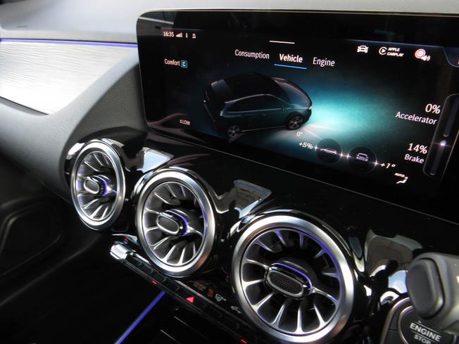 MERCEDES-BENZ B Class Photo 41