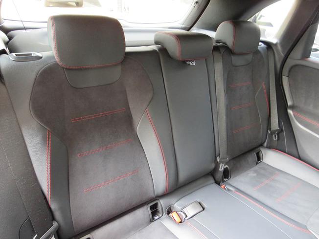MERCEDES-BENZ B Class Photo 8