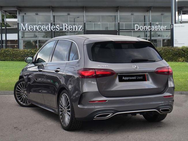MERCEDES-BENZ B Class Photo 2