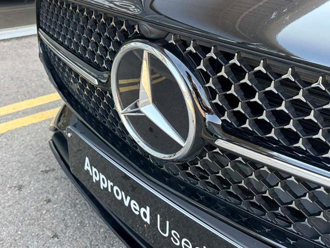 MERCEDES-BENZ CLA Class Photo 13