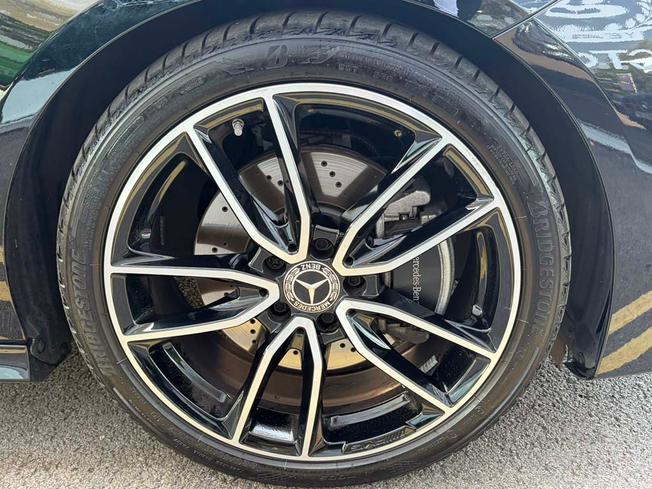 MERCEDES-BENZ CLA Class Photo 6