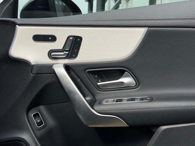 Mercedes-Benz Cla Class Photo 20