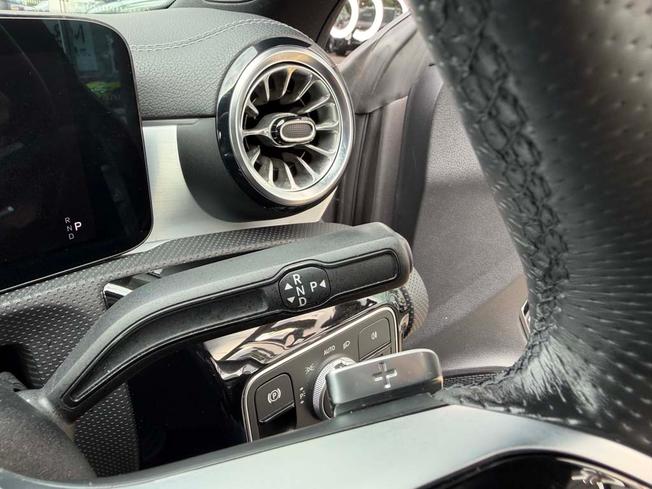 Mercedes-Benz Cla Class Photo 26