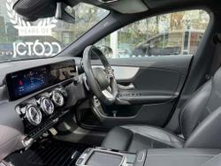 Mercedes-Benz Cla Class Photo 3