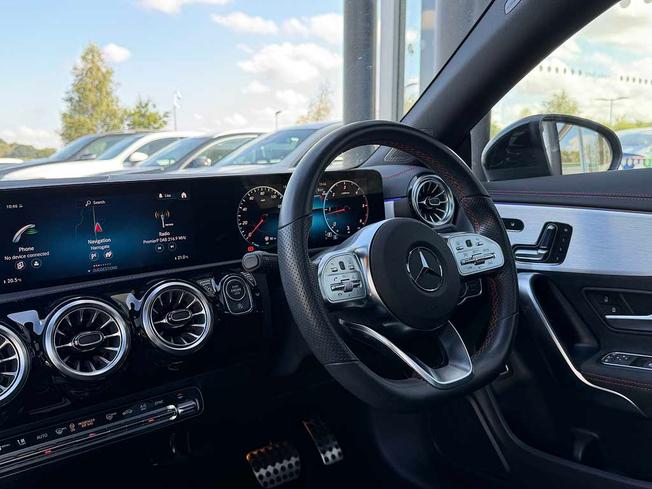 MERCEDES-BENZ CLA Class Photo 42