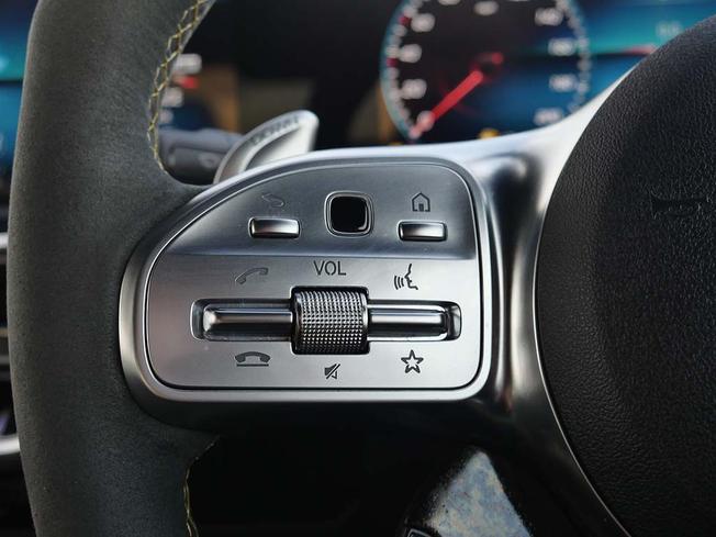MERCEDES-BENZ Cla Class Photo 12
