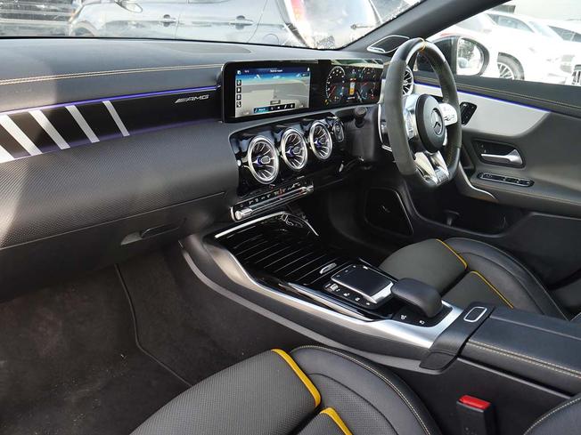 MERCEDES-BENZ Cla Class Photo 3