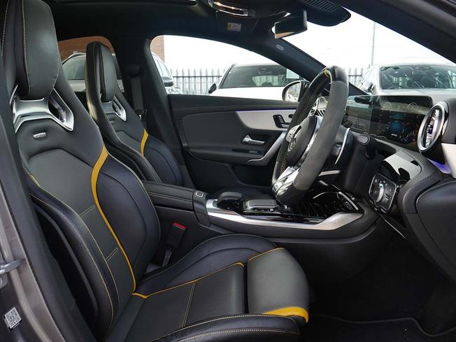 MERCEDES-BENZ Cla Class Photo 38