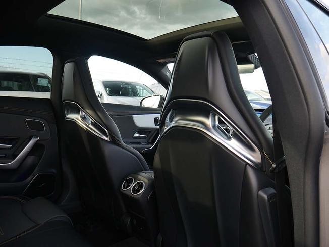 MERCEDES-BENZ Cla Class Photo 41