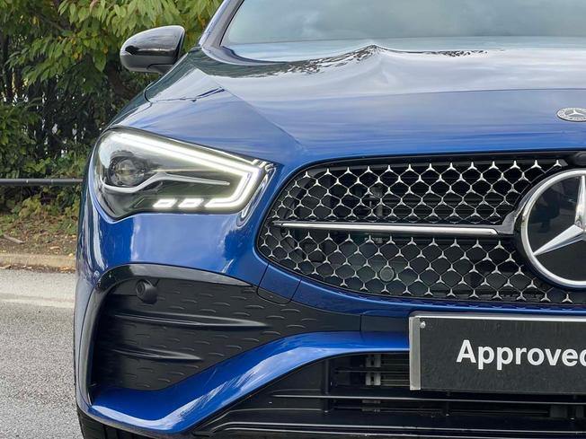 MERCEDES-BENZ Cla Class Photo 19