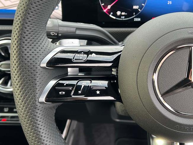 MERCEDES-BENZ Cla Class Photo 24