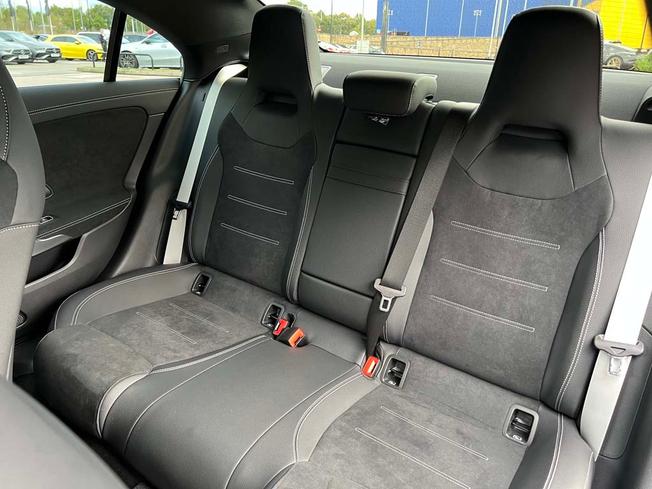 MERCEDES-BENZ Cla Class Photo 8