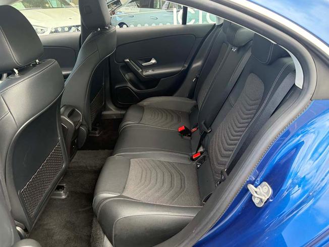 MERCEDES-BENZ CLA Class Photo 37