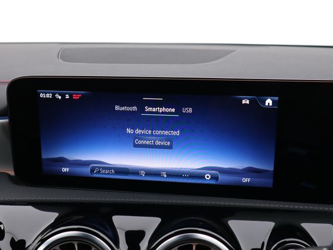 MERCEDES-BENZ CLA Class Photo 28