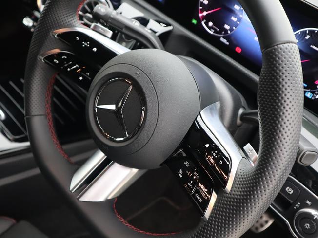 MERCEDES-BENZ CLA Class Photo 36