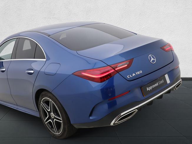 MERCEDES-BENZ CLA Class Photo 40