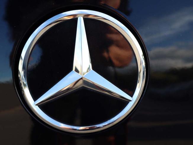MERCEDES-BENZ CLA Class Photo 14