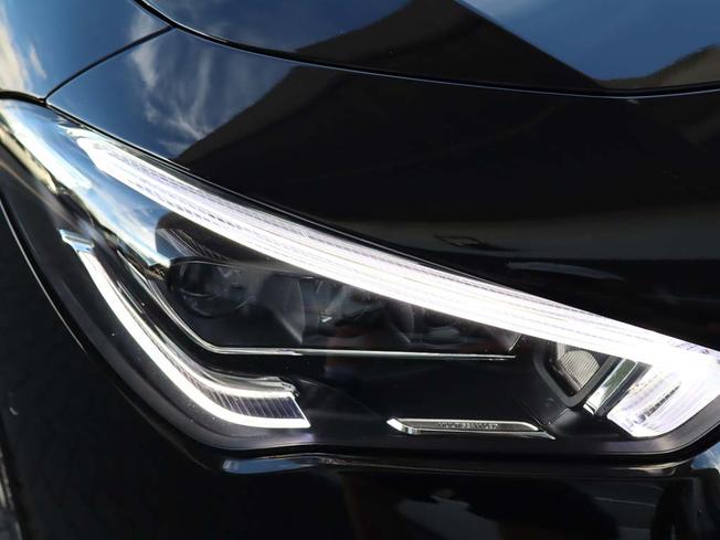 MERCEDES-BENZ CLA Class Photo 18