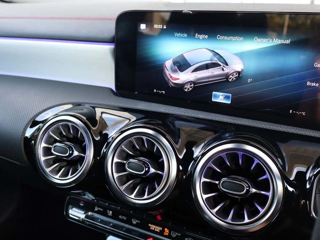 MERCEDES-BENZ CLA Class Photo 38