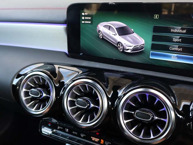 MERCEDES-BENZ CLA Class Photo 48