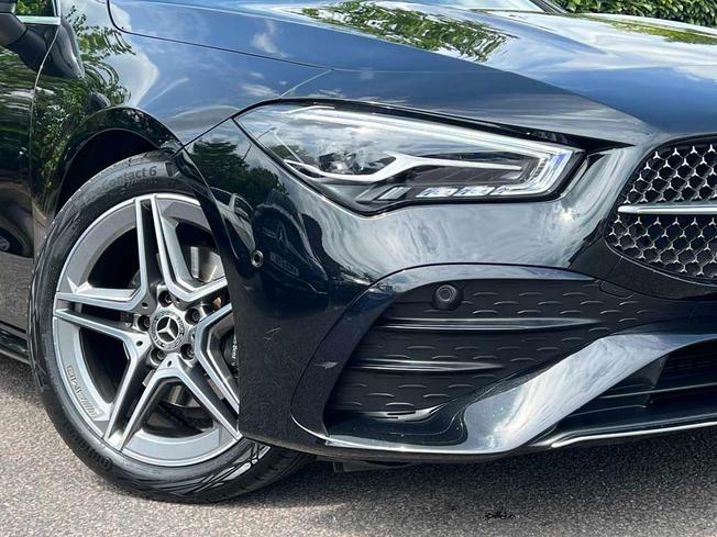 MERCEDES-BENZ CLA Class Photo 12