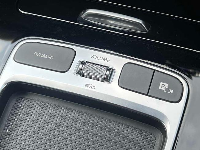 MERCEDES-BENZ CLA Class Photo 37