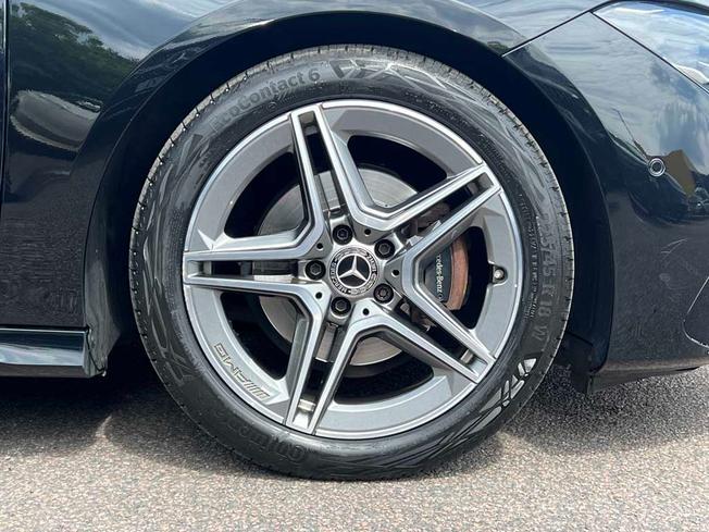 MERCEDES-BENZ CLA Class Photo 6