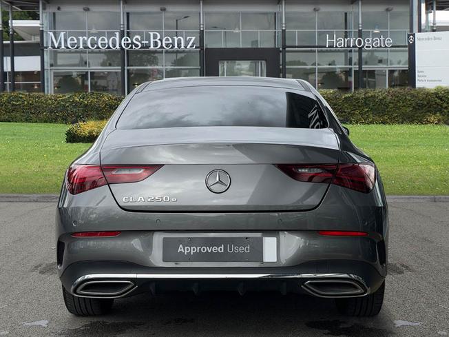MERCEDES-BENZ CLA Class Photo 11