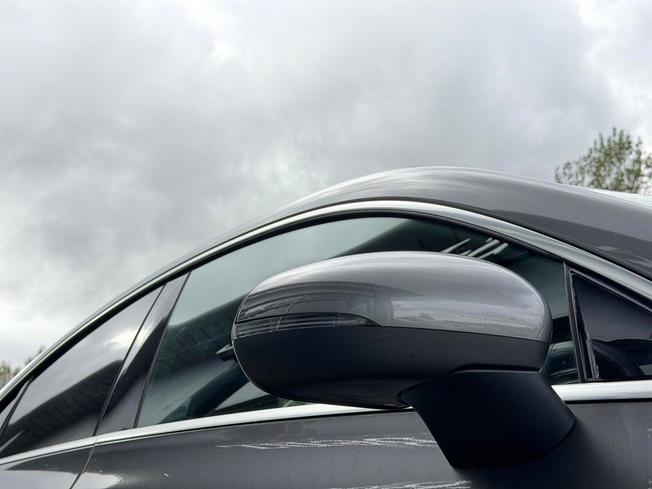 MERCEDES-BENZ CLA Class Photo 15