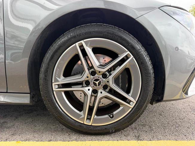 MERCEDES-BENZ CLA Class Photo 6