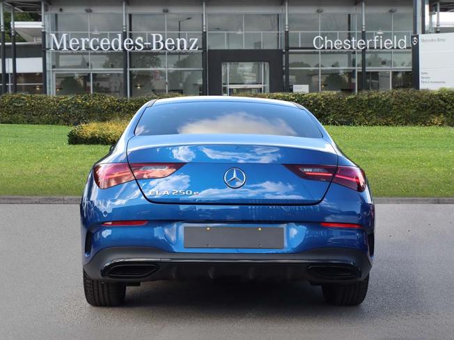 MERCEDES-BENZ CLA Class Photo 11