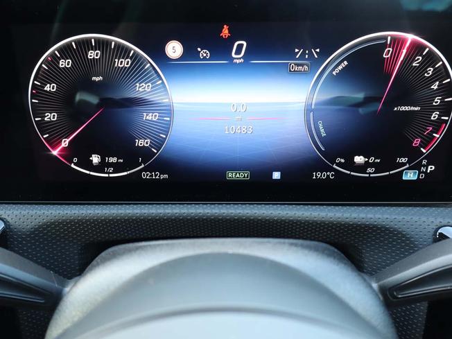 MERCEDES-BENZ CLA Class Photo 12