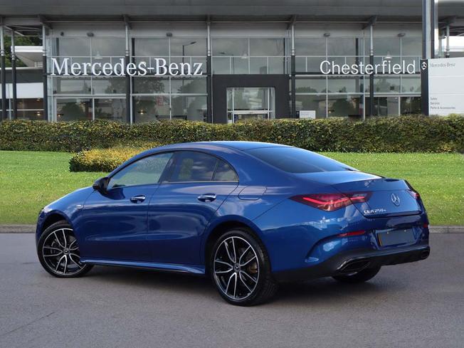 MERCEDES-BENZ CLA Class Photo 2
