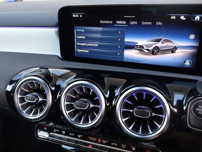 MERCEDES-BENZ CLA Class Photo 46
