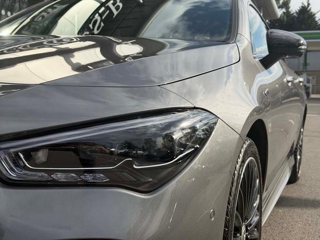 MERCEDES-BENZ CLA Class Photo 12