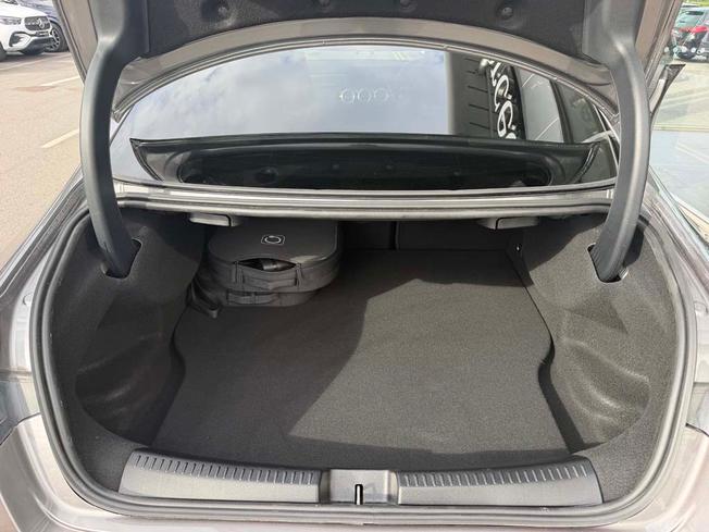MERCEDES-BENZ CLA Class Photo 9