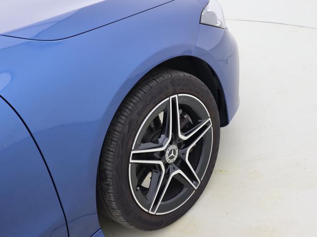 MERCEDES-BENZ CLA Class Photo 12