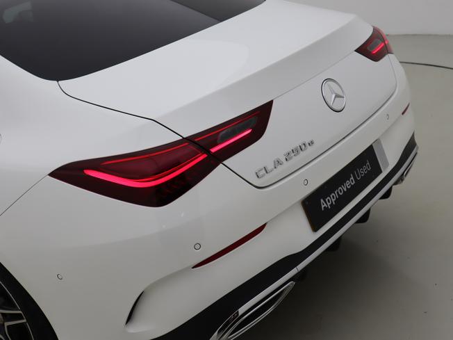MERCEDES-BENZ CLA Class Photo 41