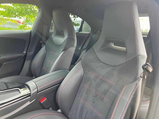 MERCEDES-BENZ CLA Class Photo 36