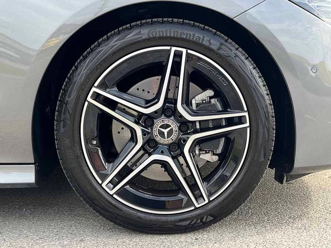MERCEDES-BENZ CLA Class Photo 6