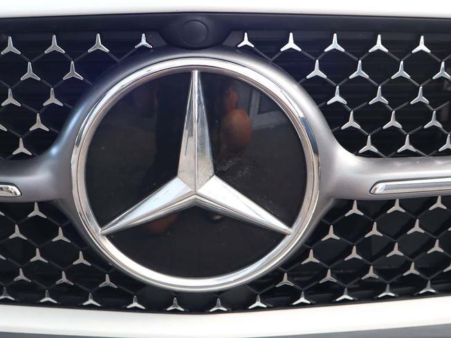 MERCEDES-BENZ CLA Class Photo 21