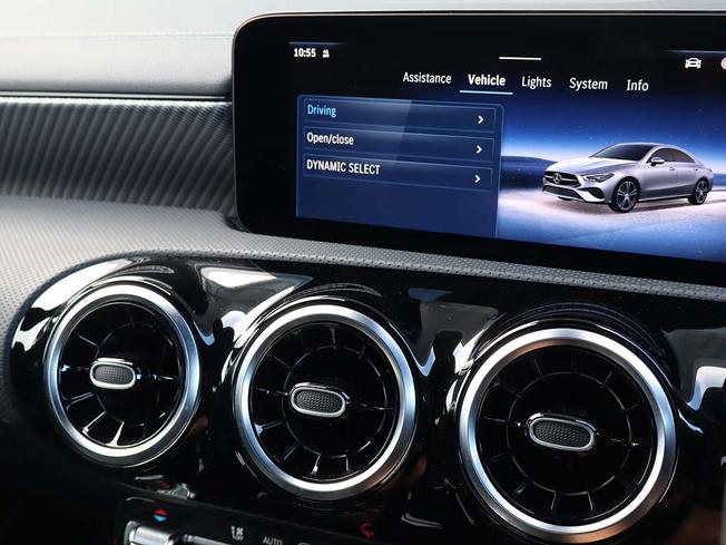 MERCEDES-BENZ CLA Class Photo 40