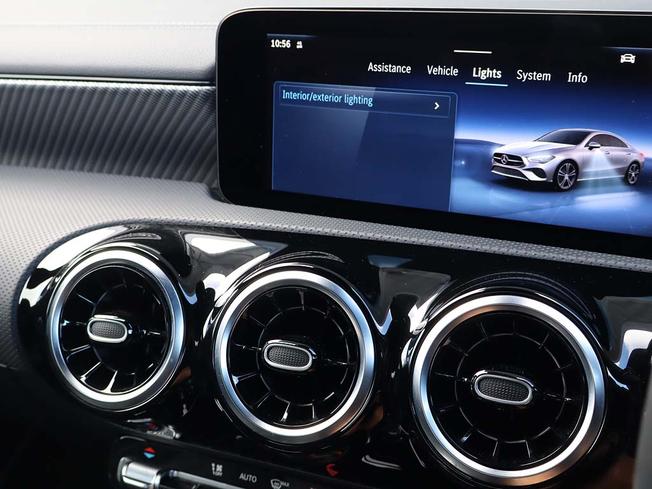 MERCEDES-BENZ CLA Class Photo 41
