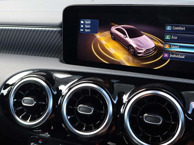 MERCEDES-BENZ CLA Class Photo 44