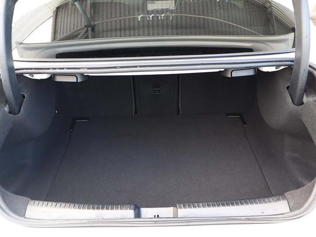 MERCEDES-BENZ CLA Class Photo 9