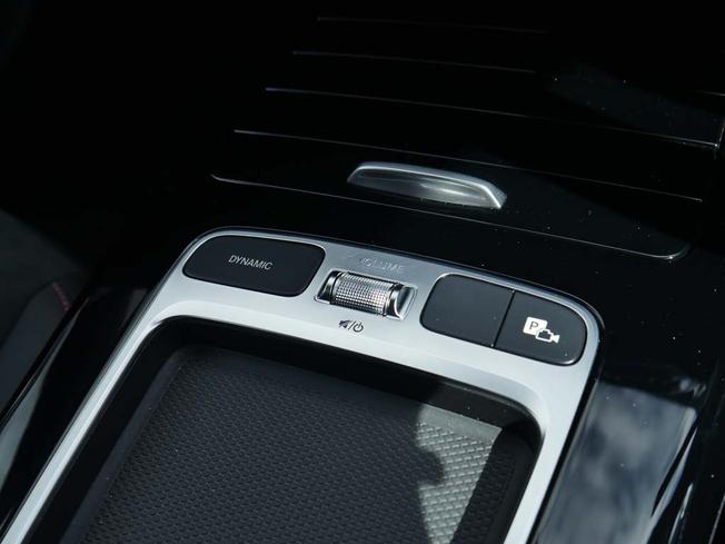 Mercedes-Benz Cla Class Photo 32
