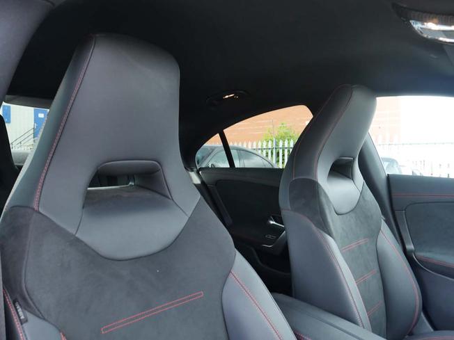 Mercedes-Benz Cla Class Photo 34
