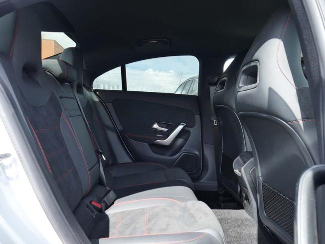 Mercedes-Benz Cla Class Photo 8