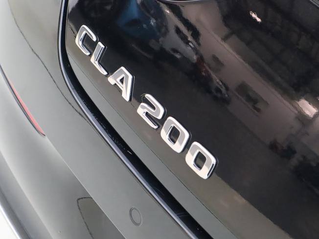 MERCEDES-BENZ CLA Class Photo 25