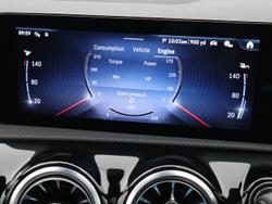 MERCEDES-BENZ CLA Class Photo 4